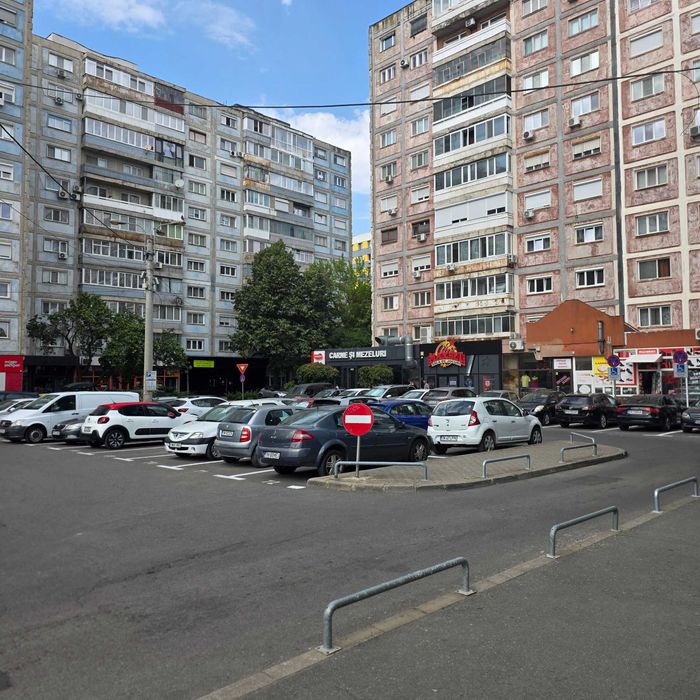 propietar inchiriez spatiu comercial 135 mp pta dacia