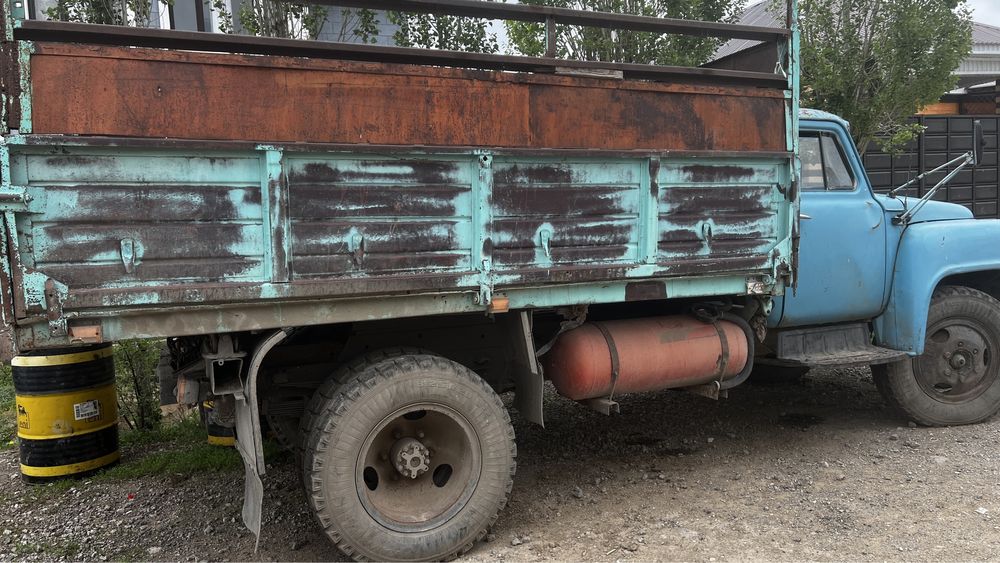 Продам газ-53 двежок сломанный