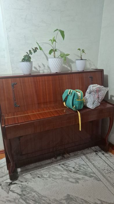 Продам пианино за 15000тг