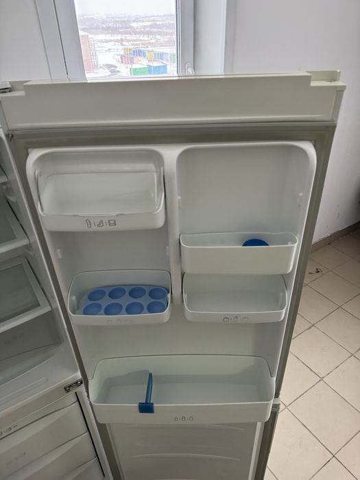 Холодильник LG GC-B359PQ