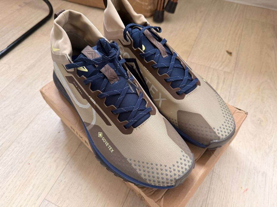 Спортивные кроссовки Nike