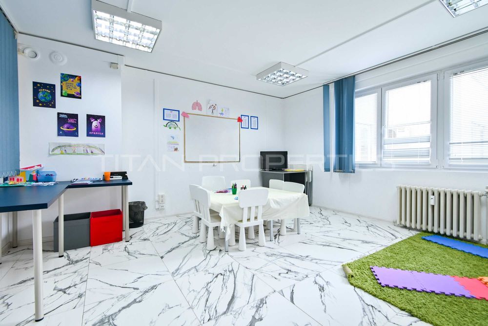 Продава се Многостаен апартамент в София, Стрелбище - 175 кв.м за 2338 €/кв.м - Снимка #5