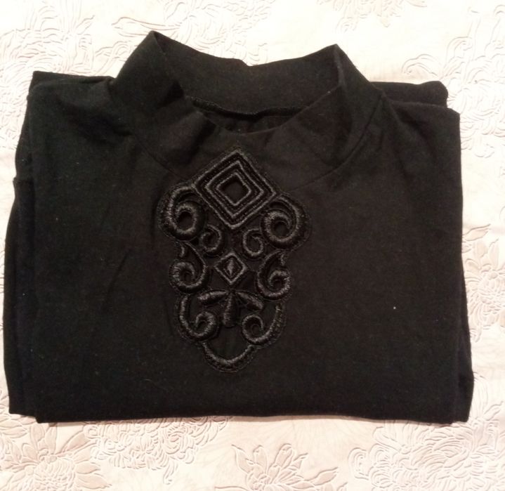 Дамска блуза с дълъг ръкав