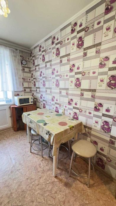 Продам 2-х комн квартиру район 2-гор больницы