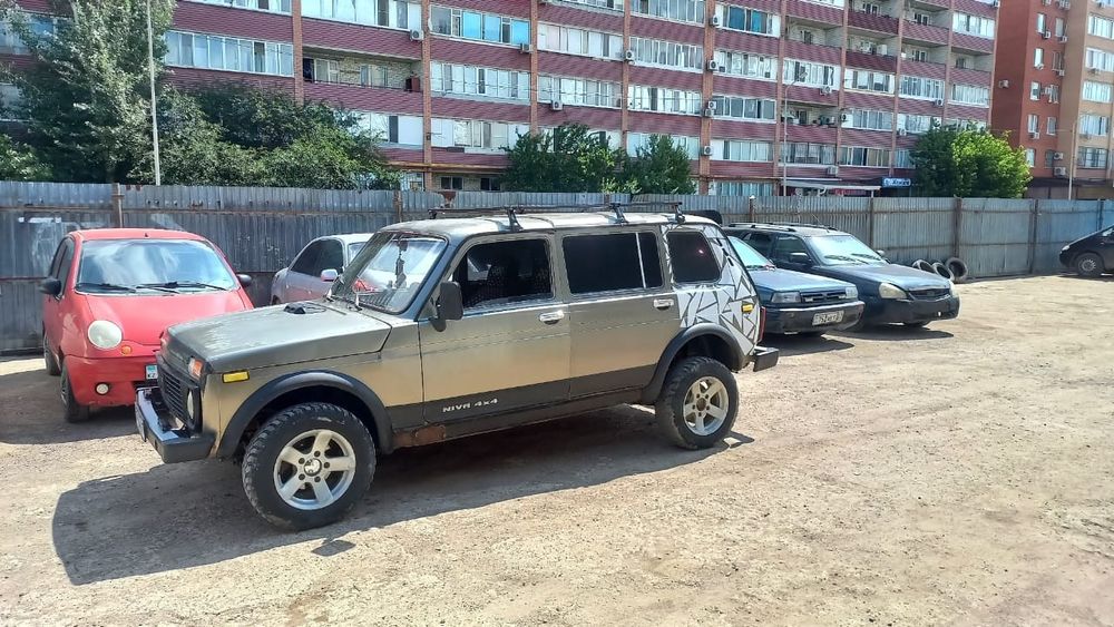 Продам Ниву 21310