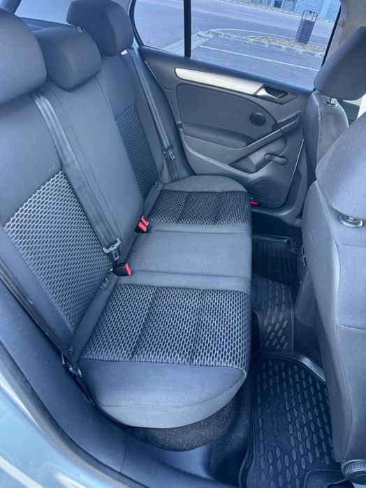 VOLKSWAGEN Golf 2012 — imagine 4