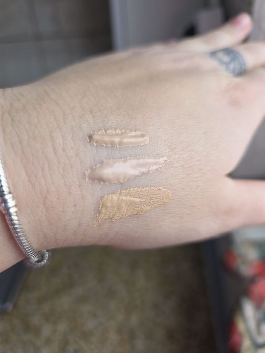 Fond de ten Huda Beauty