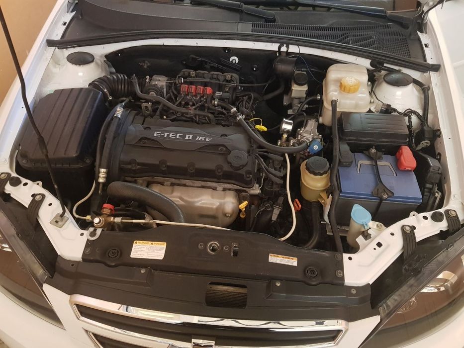 Прадам машини ласетти 2013 радной краска