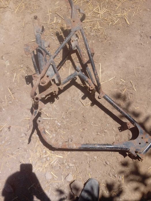 Eski mototsikl romlari sotiladi