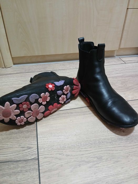 Ефектни боти от естествена кожа