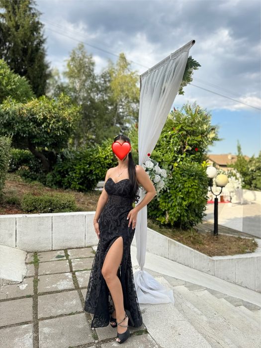 Бална рокля.