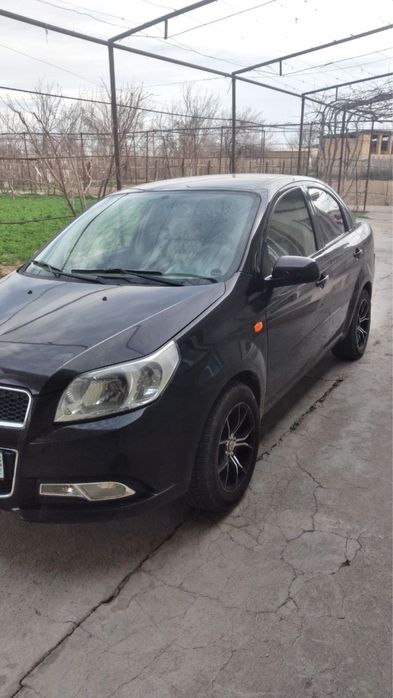 Продается нексия 3