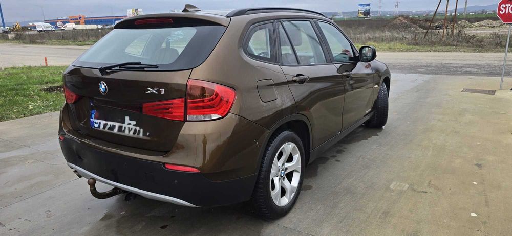 BMW X1 2010 — imagine 2