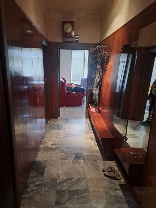 Продава се Четиристаен апартамент в Бургас, Център - 80 кв.м за 2072 €/кв.м - Снимка #4