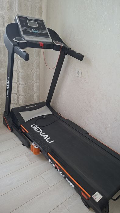 Беговая дорожка GENAU EVOLUTION M800