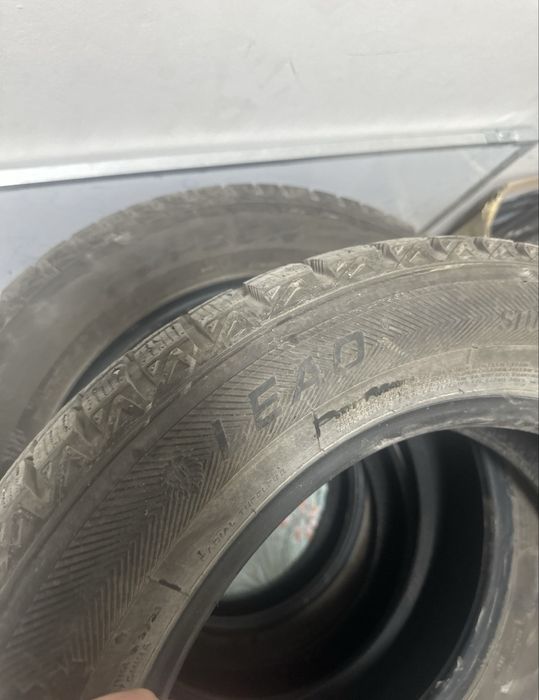 Продам зимние шины б/у 225/60/18