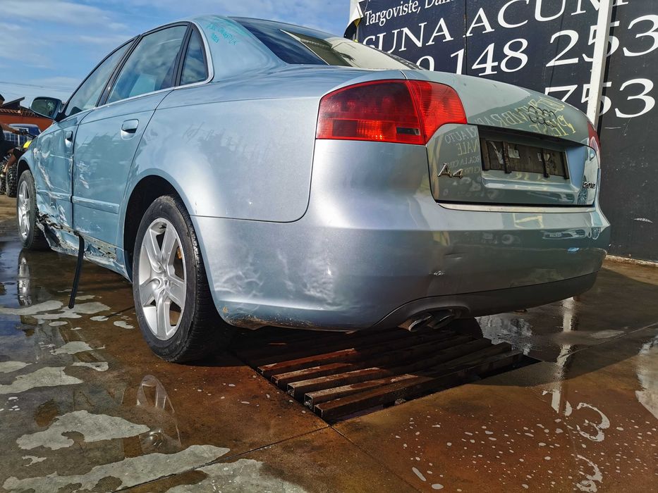 dezmembrez audi a4 b7/bara fata a4 b7/faruri xenon/stopuri a4 b7
