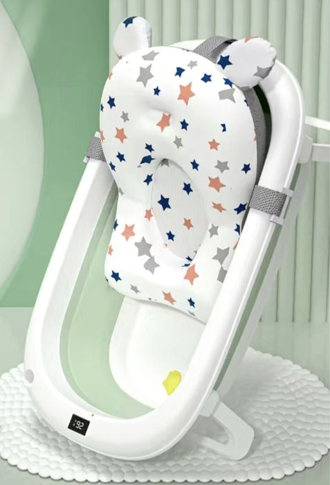 Продам коляску и ванночку детскую