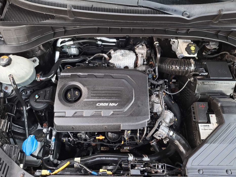 HYUNDAI TUCSON - 1.7 CRDi Automat / LED / NAVI / Climatronic / Volan incalzit