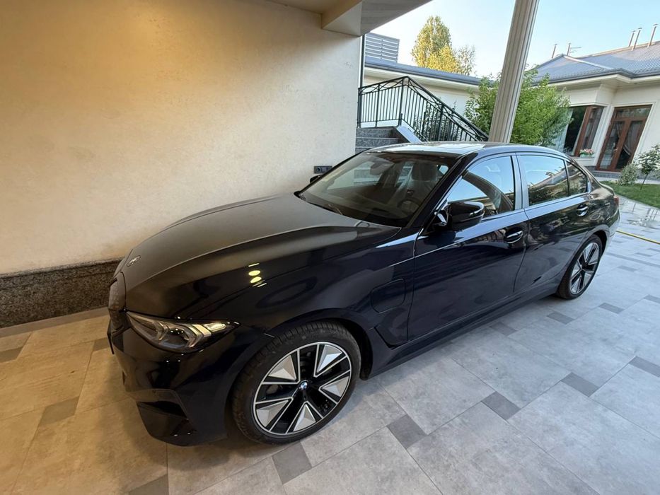 BMW I3 40L nayd sport 2025 yil