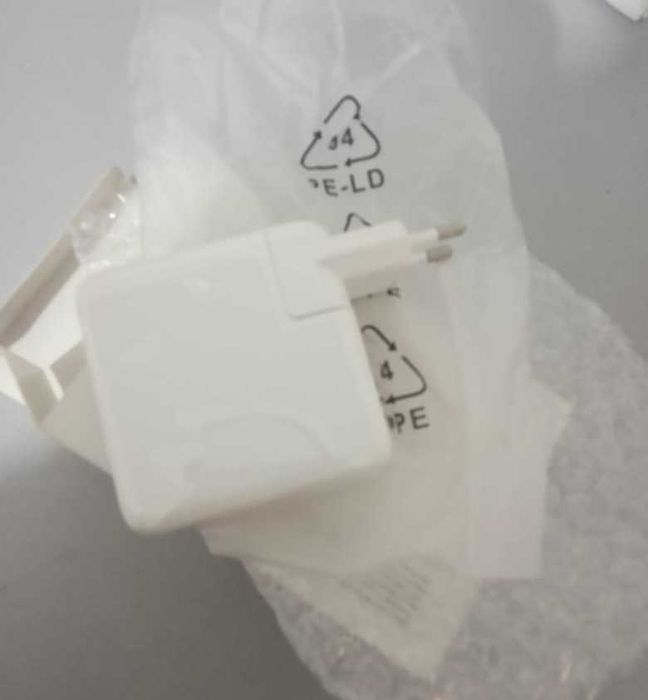 на macbook Type-c 61W зарядка на macbook Power adapter для macbook