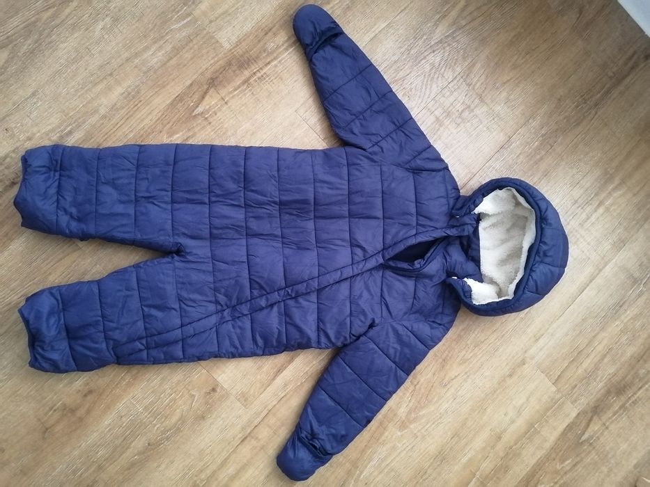 Комбинезон на 12-18 мес.