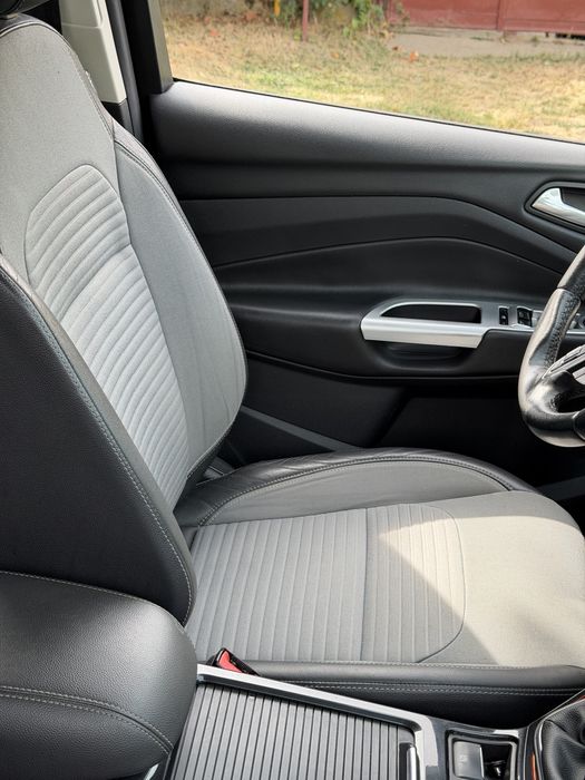 Curatare si igienizare interior auto