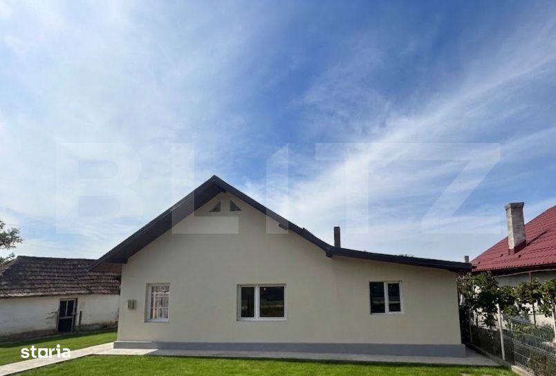 Casa individuala, 100 mp utili, 700 mp teren, finisata, In Petresti