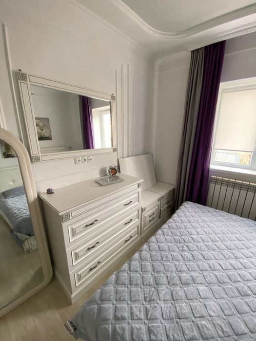 Спальня гарнитур шкафсыз сатылады