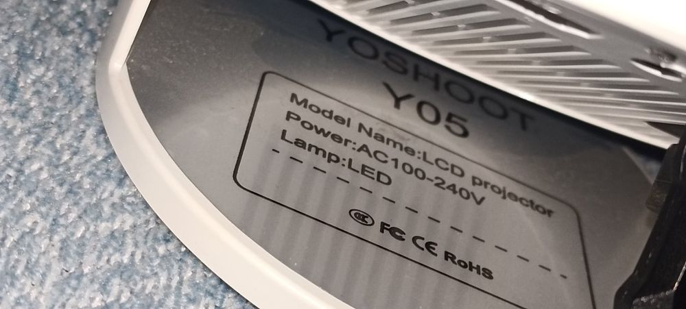 Проектор портативный хит