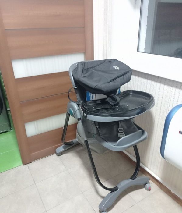 Стульчик для кормления.