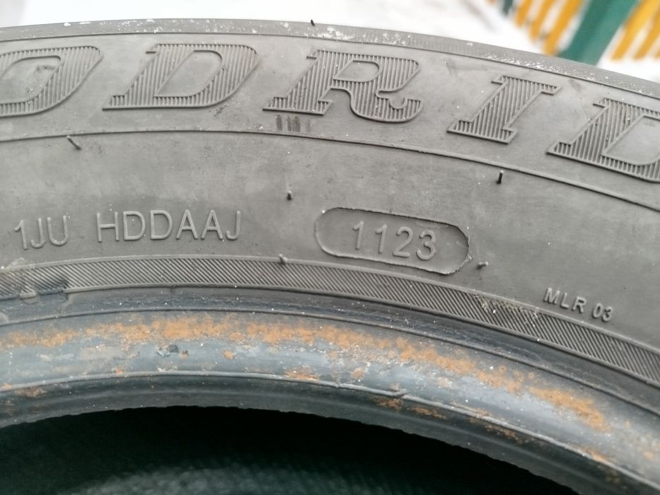 Продам комплект резины