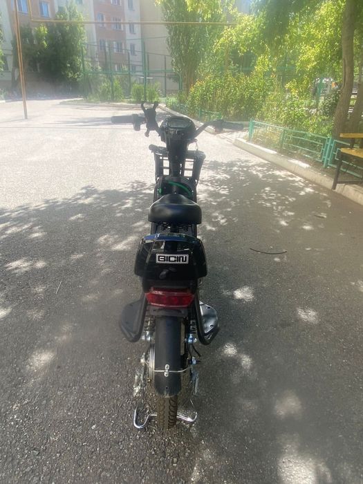 Продам электроскутор