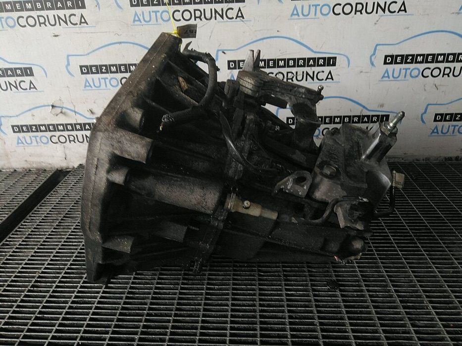 Cutie de viteze Nissan Juke Facelift 1.2 DIG - T Benzina 2014 - 2018 115CP Manuala 6 ...