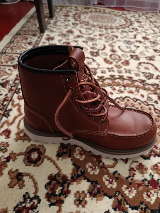 Продам  кожаную обувь