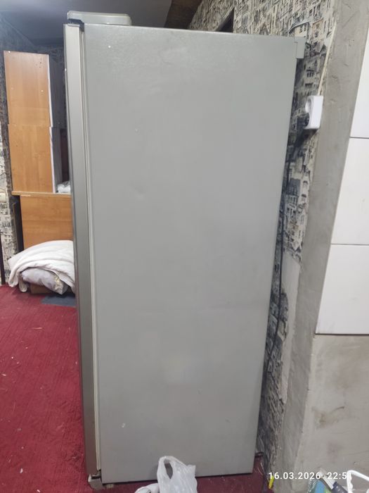 Холодильник в хорошем состоянии