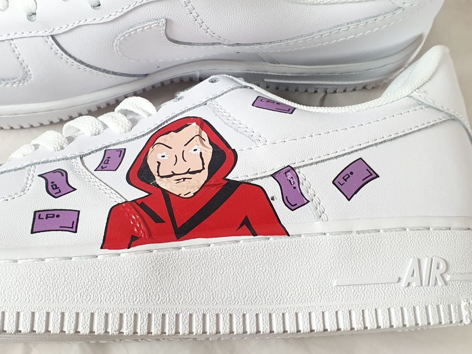 Air force 1 La casa de Papel numarul 44 OFERTA 2024 Bucuresti Sectorul 3 OLX.ro