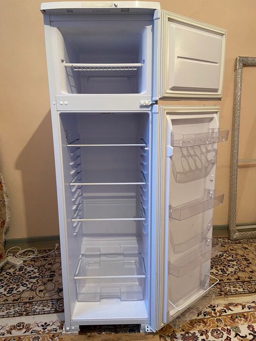 Холодильник. Морозильник. Для продуктов.