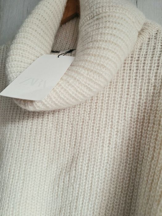 ZARA нов пуловер L