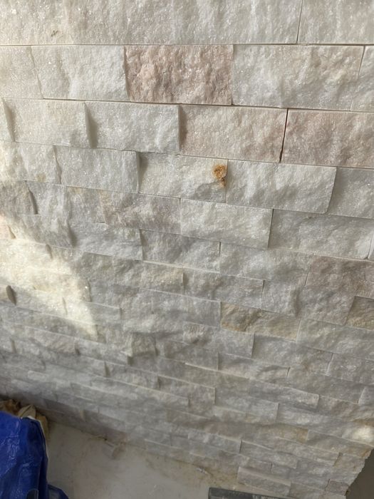 Marmura split face 5×10/54 pt orice amenajare int/ext