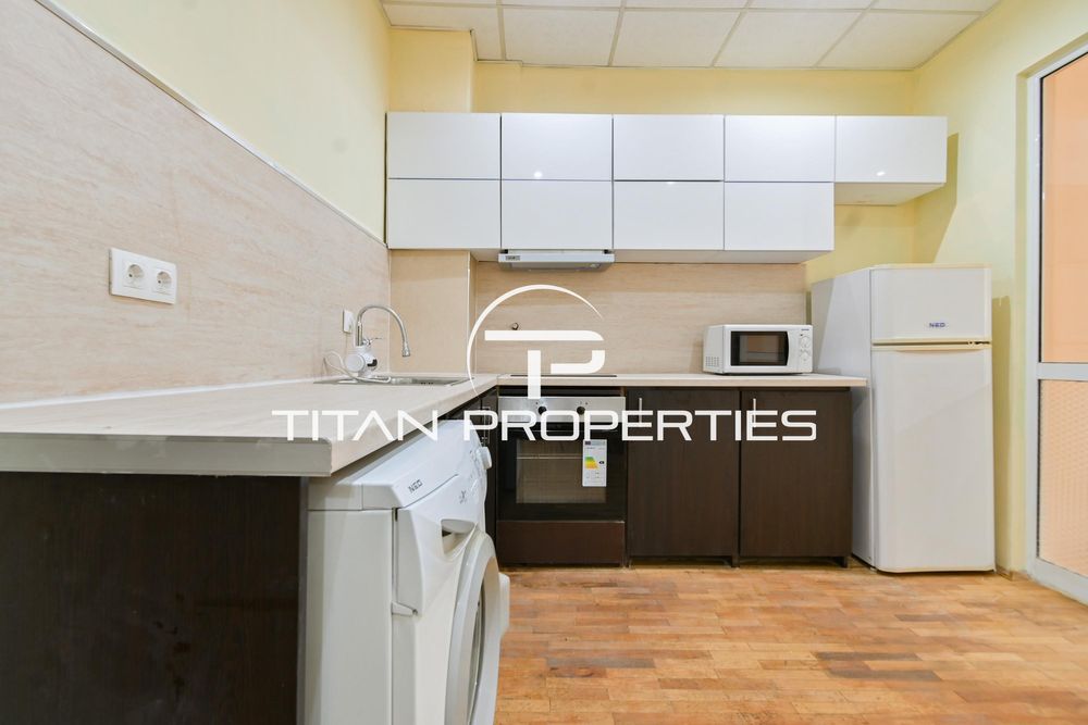 Тристаен, под наем, Център-ЦУМ