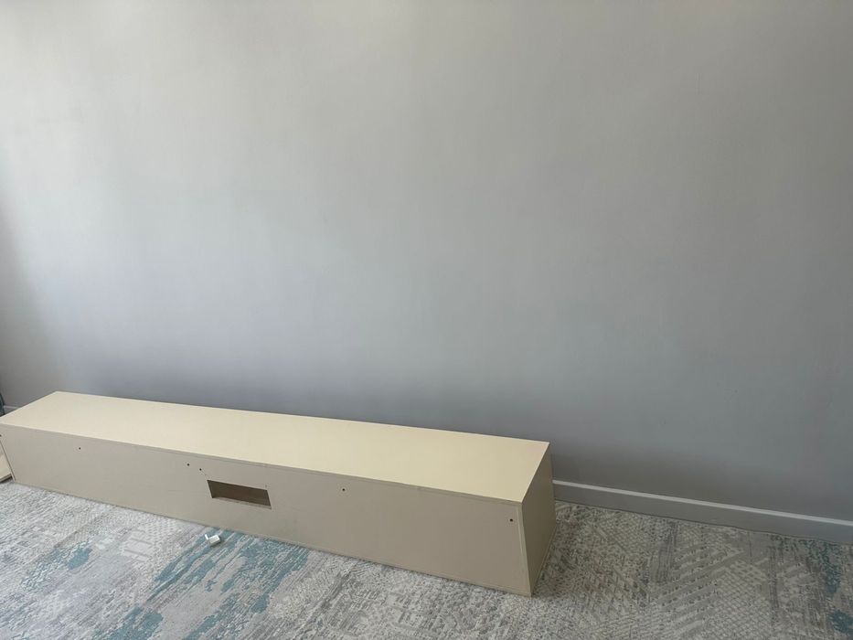 Подвесной шкаф