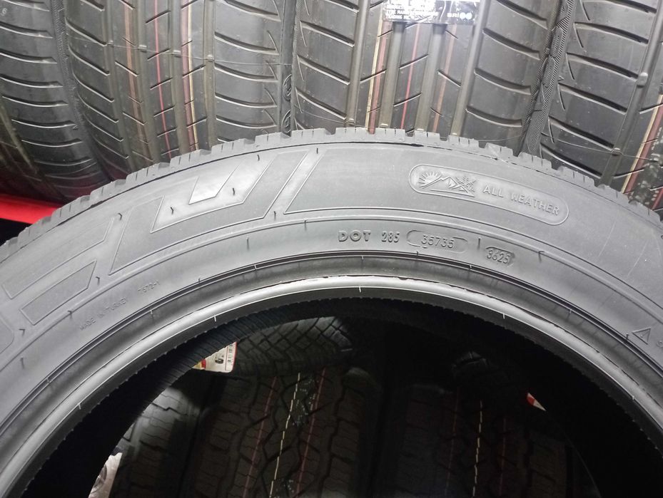 На BYD Song: 235/55 r19 Petlas SuvMaster