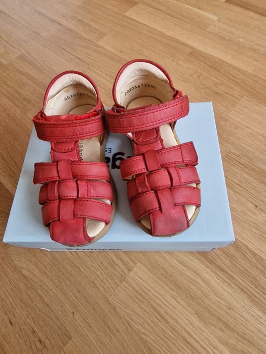 Sandale fetita 23