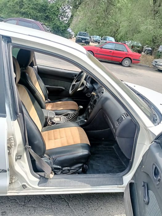 Прдам машину Митсубиси Галант