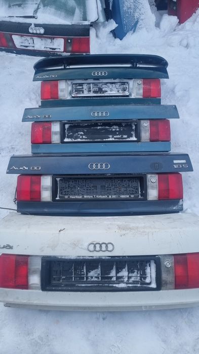 Крышки богажника на ауди.