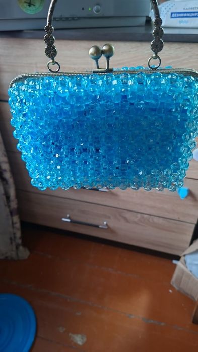 Продается сумка-клач