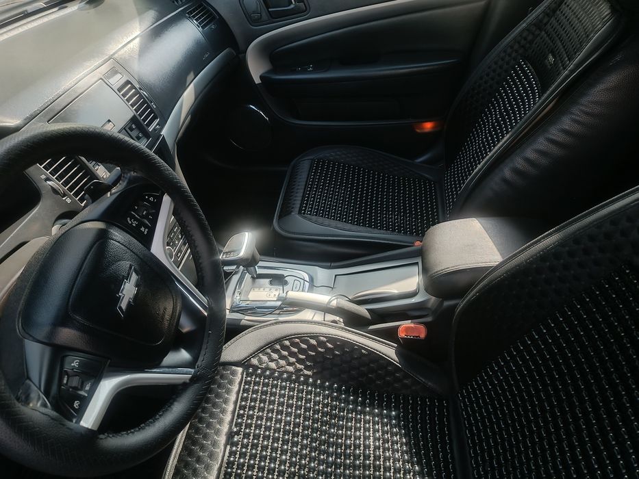 Продам автомобиль эпика 2.4 мотор автомат коробка метан газ