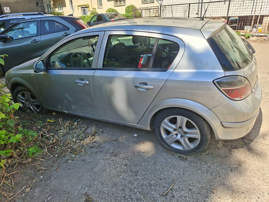 OPEL Astra 2010 — imagine 4