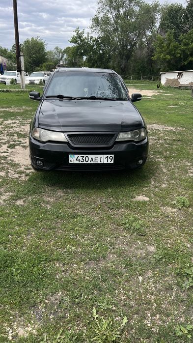 Продам машину Нексия2